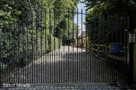 4 Entrance Gates.jpg