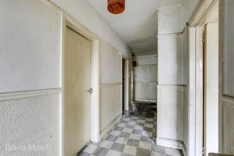 9 Hall.jpg