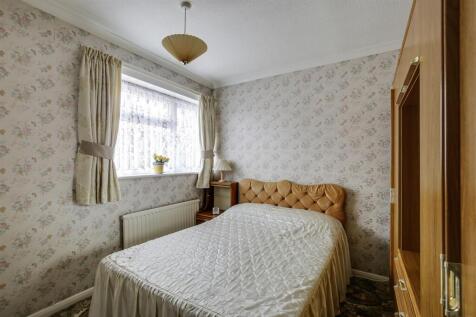 9 Bedroom 2.jpg