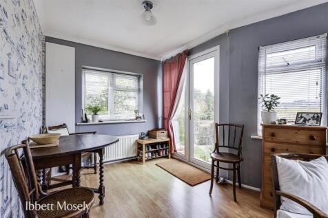 4 Reception Room.JPG
