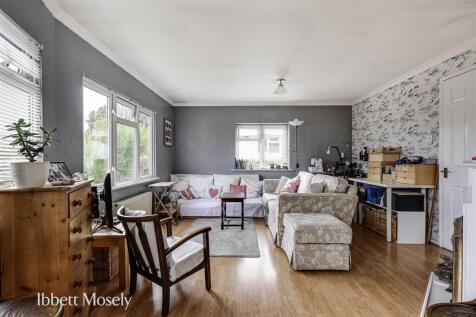 5 Reception Room.JPG