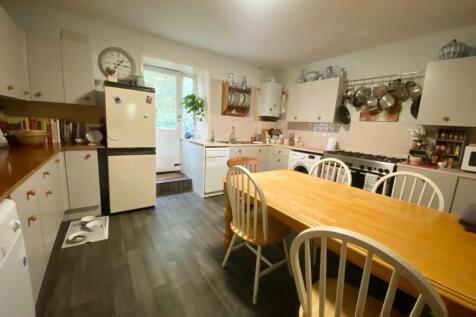 Apartment Kitchen