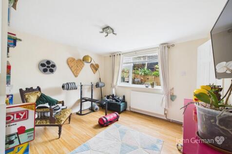 Property Image 6