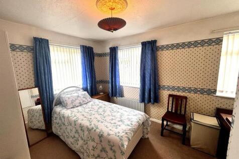 Bedroom2 .jpeg