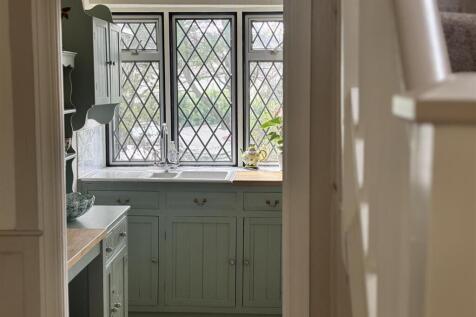 Kitchen Window.jpeg