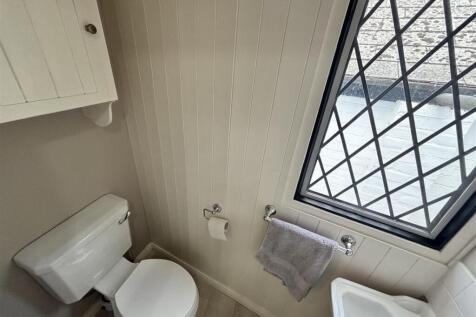 D:S Toilet .jpeg