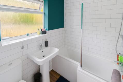 Bathroom.jpeg