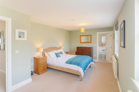 Bedroom 2 .png