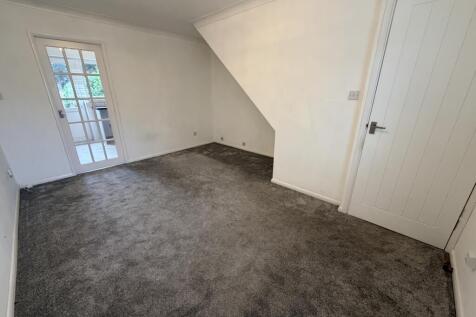 Lounge facing kitchen