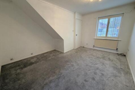 lounge facing window to the front of the house