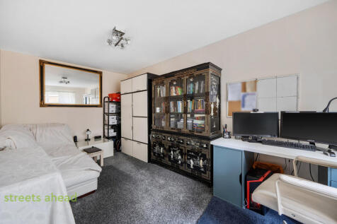 8201b91c-2b96-4d7...