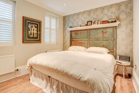 bedroom2