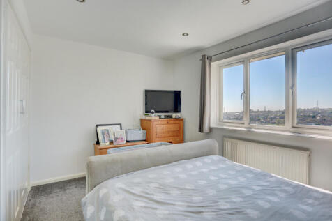 bedroom4