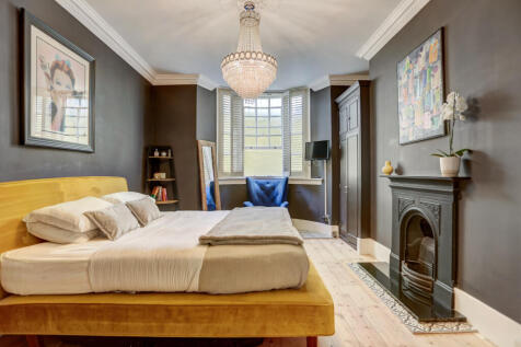 bedroom4