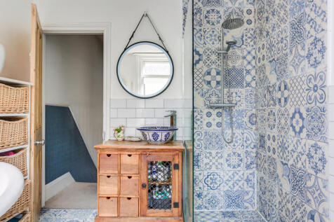 bathroom4