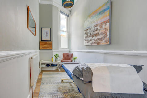 bedroom10