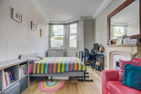 bedroom8