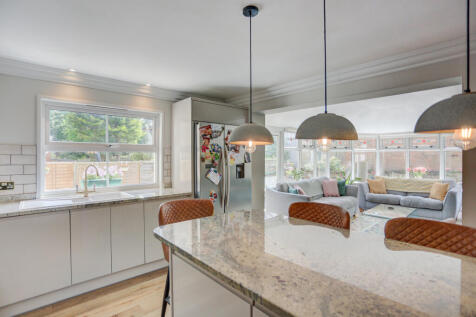 kitchenlivingarea2