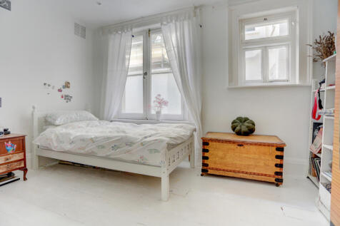 bedroom5
