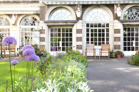 4harewoodcourt08