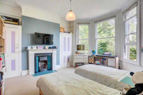 bedroom5
