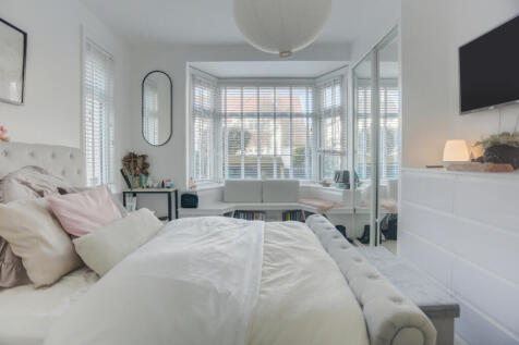 bedroom2