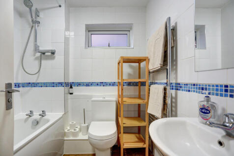 bathroom2