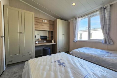 2nd Bed2