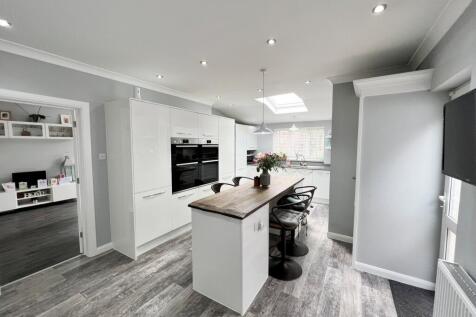 Kitchen (2)