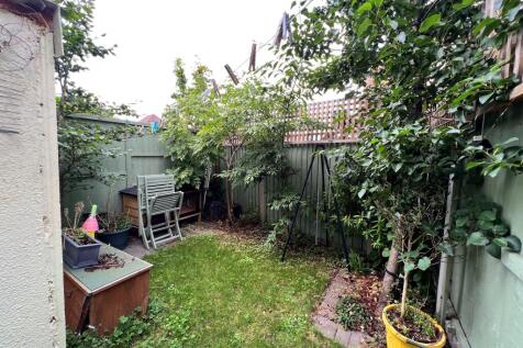 Garden (5)