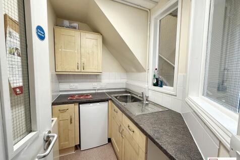 Kitchen (8)