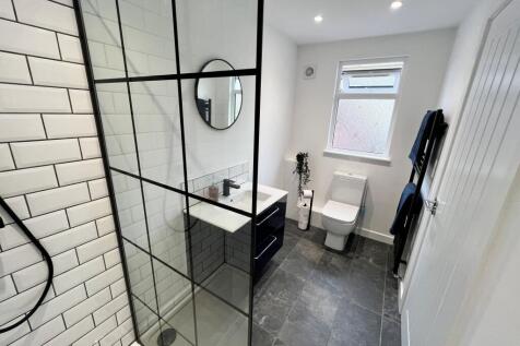 En-suite 2