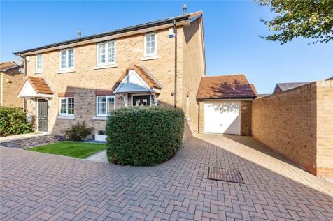 Tamworth Drive Front