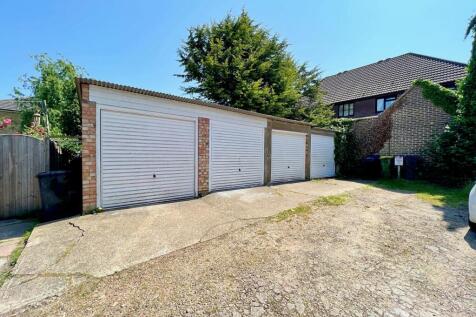 Garages 2