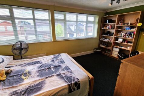 2nd Bedroom
