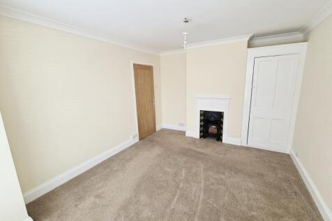 2nd Bedroom (2)