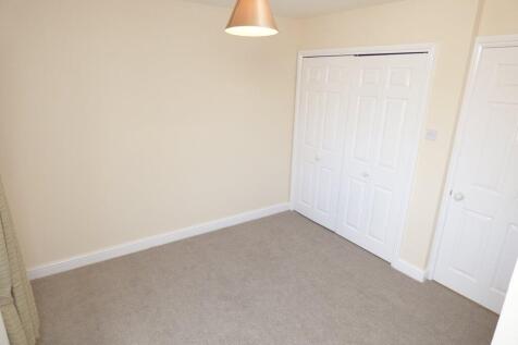 Langham Drive, main 
