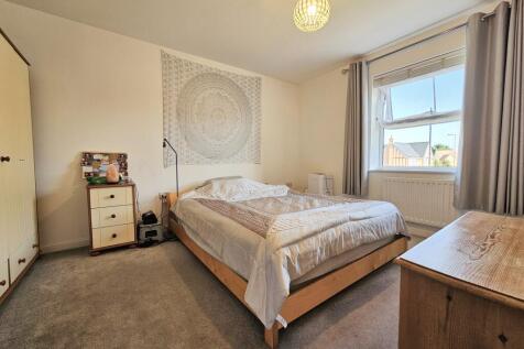 Main Bed