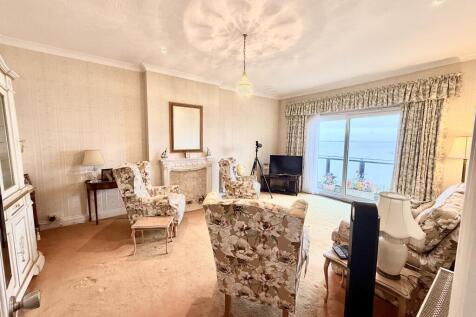 First floor living r