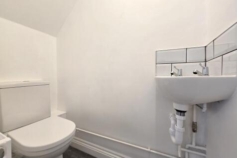 Ground floor wc