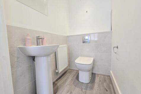 Ground floor wc