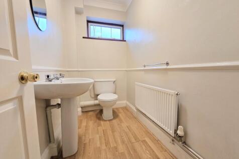 Ground floor wc