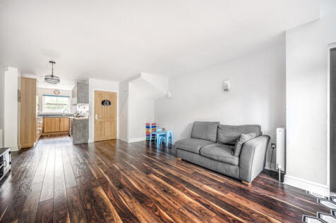 1303335-3-683d6ef...