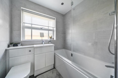 1356827-12-68d173...