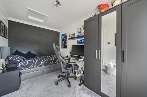 1356827-17-68d174...