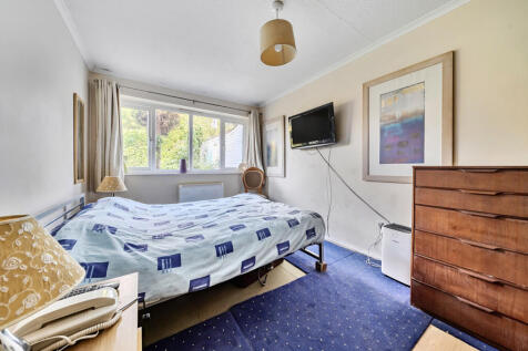 1359658-2-68dbf69...