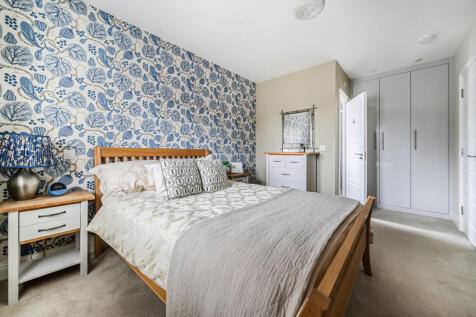 1365725-10-68ee2c...