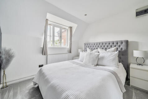 1330202-15-688b91...