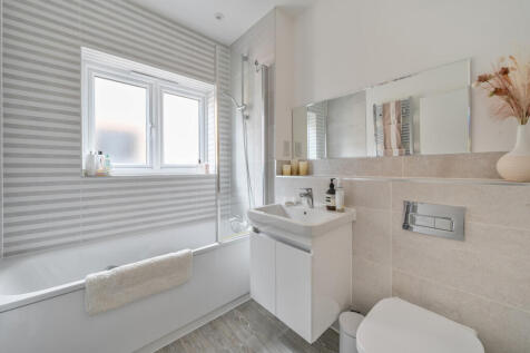 1333072-12-689dc6...