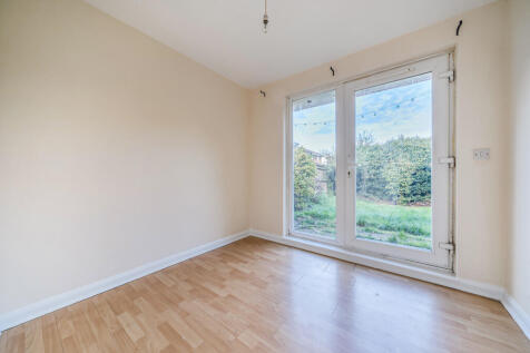 1349028-3-68f8c7b...